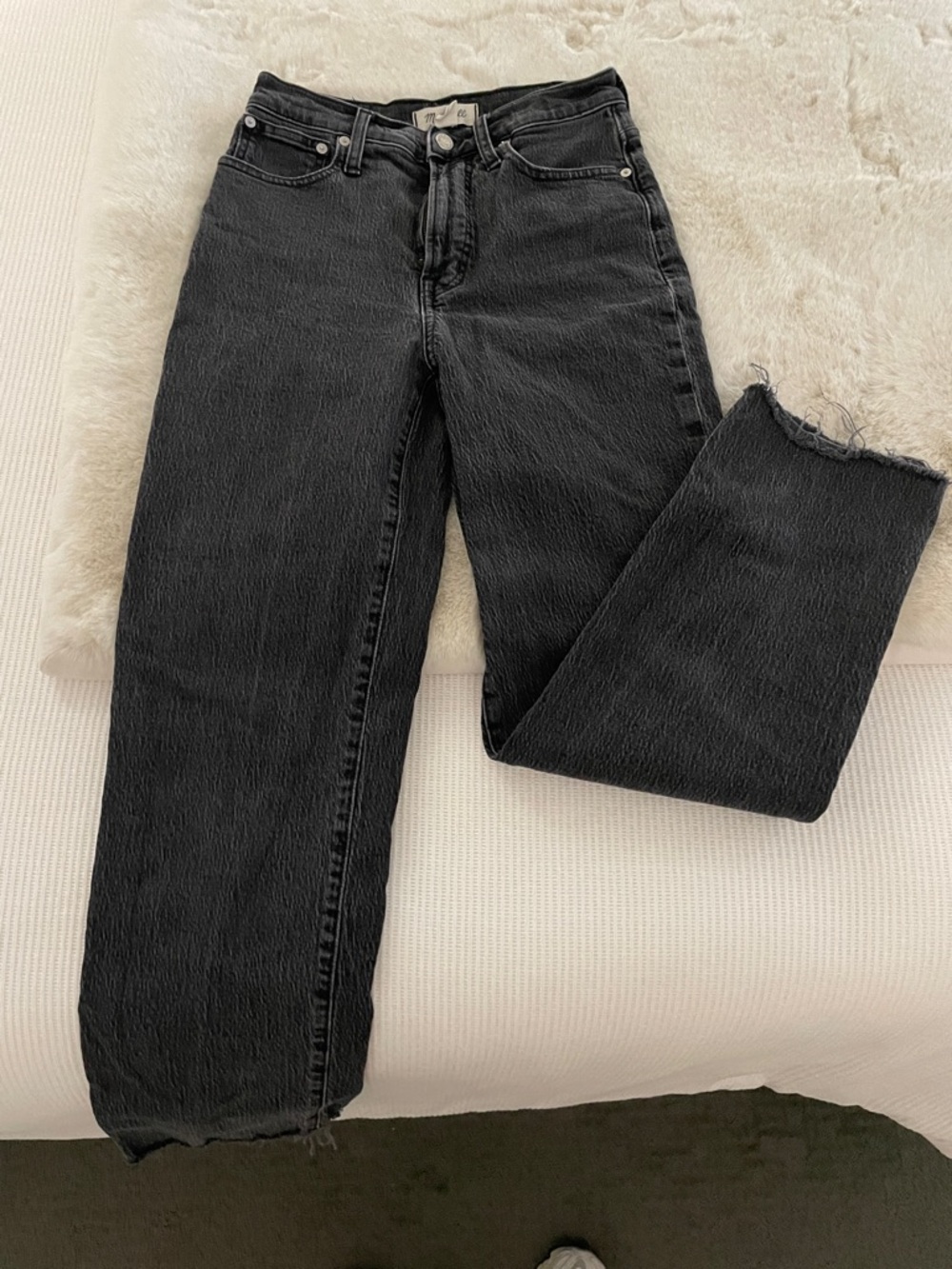 Madewell, size 25, Women’s High-Rise Black Straight Jeans
